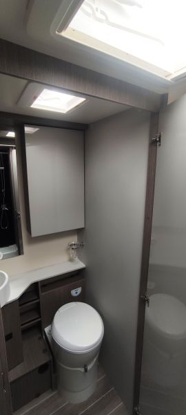 En venta Roller Team ROLLER TEAM ZEFIRO 287 TL - AUTOMÁTICA - 2025 - EN EXPOSICION! Gris 2025 Barcelona foto 8