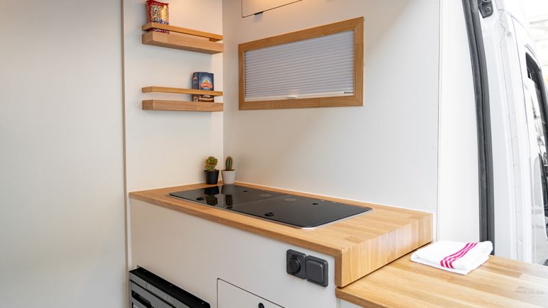 En venta Fiat Ducato L2H2 Blanco 2023 Sevilla foto 17