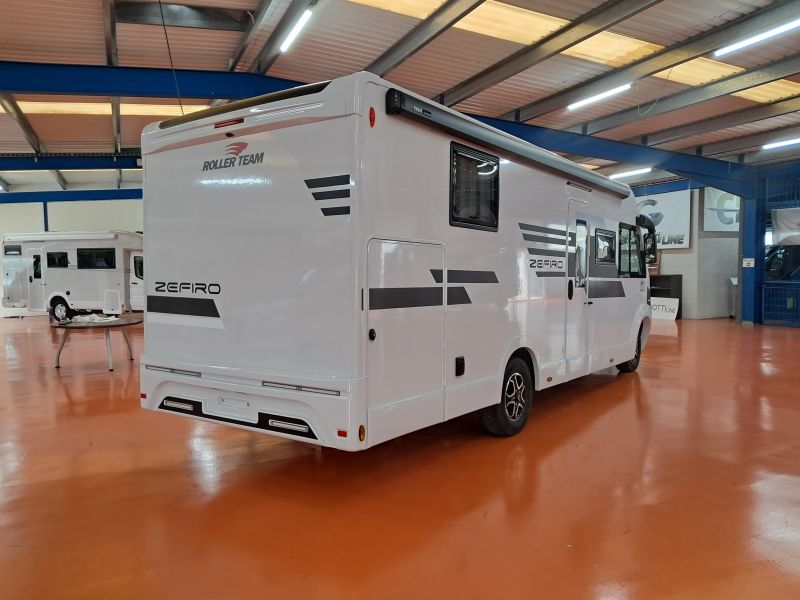 En venta Roller Team Roller Team Fiat Zefiro 267 MH Integral Ultra Selekt 180 CV 2025 Gris 2025 Barcelona foto 4