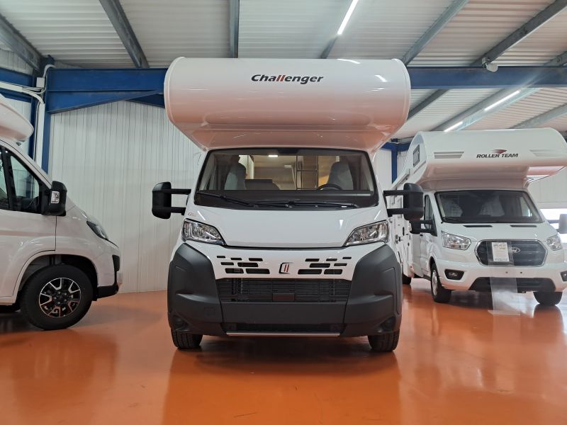 En venta Challenger Challenger Fiat C256 Break Edition Capuchina 2025 Blanco 2025 Barcelona foto 2