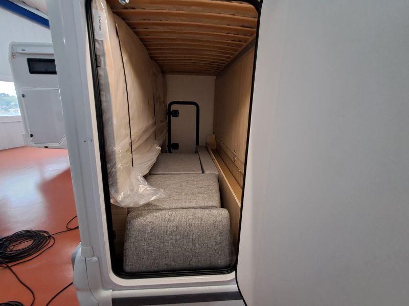 En venta Challenger Challenger Fiat C256 Break Edition Capuchina 2025 Blanco 2025 Barcelona foto 6