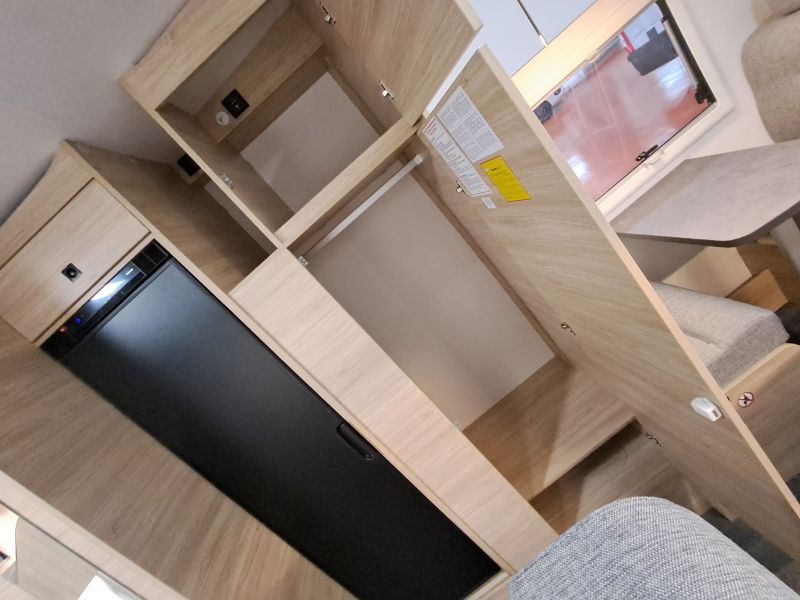 En venta Challenger Challenger Fiat C256 Break Edition Capuchina 2025 Blanco 2025 Barcelona foto 18