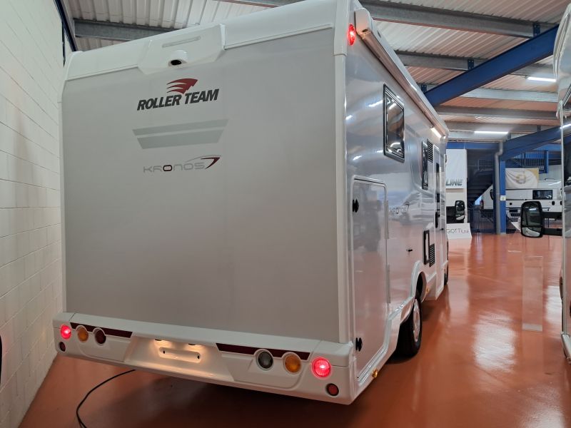 En venta Roller Team Roller Team Ford Kronos 265 TL 165 CV 2025 Gris 2025 Barcelona foto 4