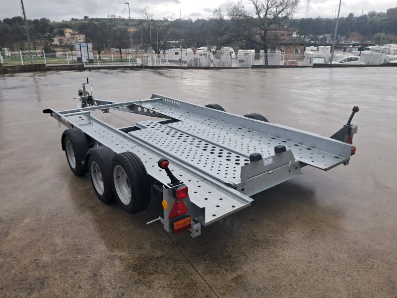 En venta Trunque Remolque Portacoches Ifor Williams Trailer CT136HD 2025 Metálico 2025 Barcelona foto 5