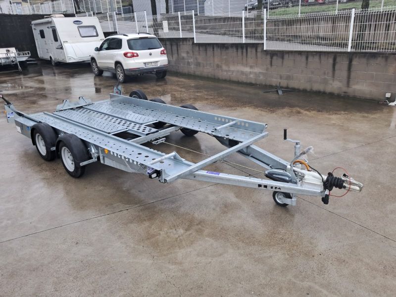 En venta Trunque Remolque Portacoches Ifor Williams Trailer CT136HD 2025 Metálico 2025 Barcelona foto 8