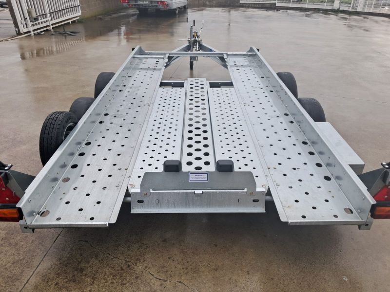 En venta Trunque Remolque Portacoches Ifor Williams Trailer CT136HD 2025 Metálico 2025 Barcelona foto 10