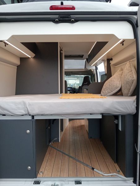 En venta Adria Furgoneta Camper - Elios 54 T Skylift Blanco 2024 Guipúzcoa foto 8