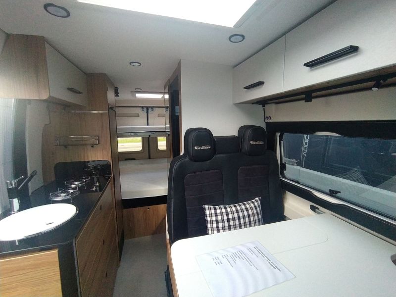 En venta Font Vandome Furgoneta Camper - Leader Camp Duo 45 Blanco 2025 Guipúzcoa foto 4