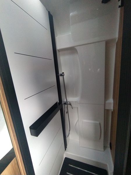 En venta Font Vandome Furgoneta Camper - Leader Camp Duo 45 Blanco 2025 Guipúzcoa foto 6