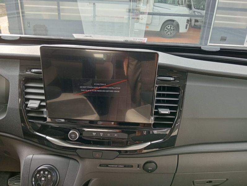 En venta McLouis Autocaravana Perfilada - Mc4 379 Blanco 2025 Guipúzcoa foto 2