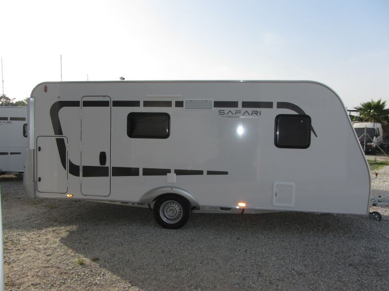 En venta Across Safari 485 SDL  Blanco 2026 Sevilla foto 2