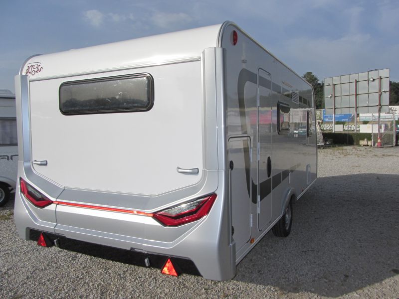 En venta Across Safari 485 SDL  Blanco 2026 Sevilla foto 3