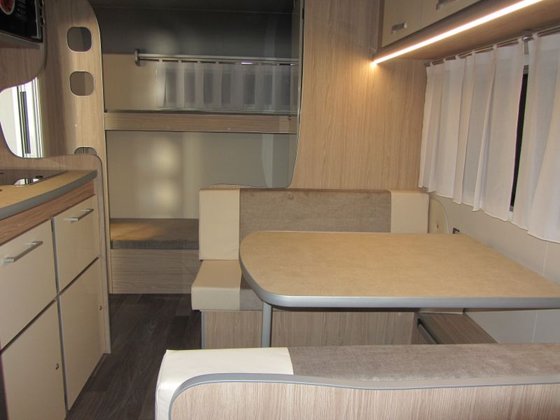 En venta Across Safari 485 SDL  Blanco 2026 Sevilla foto 8