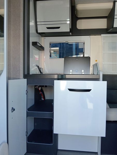 En venta McLouis  Autocaravana Perfilada - Mc 4 381 Gris 2025 Guipúzcoa foto 6