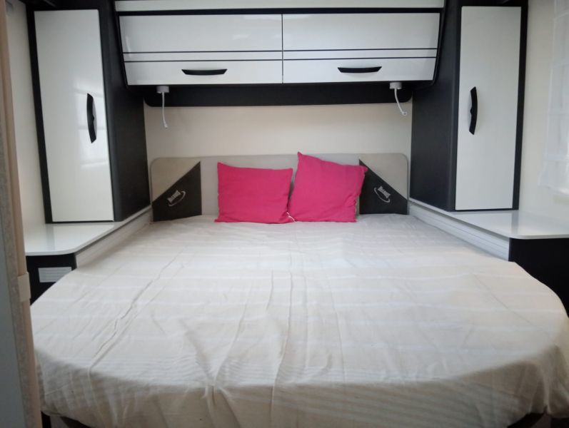 En venta McLouis  Autocaravana Perfilada - Mc 4 381 Gris 2025 Guipúzcoa foto 10