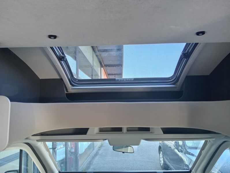 En venta McLouis  Autocaravana Perfilada - Mc 4 381 Gris 2025 Guipúzcoa foto 11