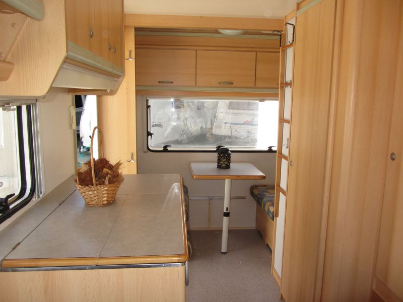 En venta Knaus COUNTRY 395 Blanco 1998 Sevilla foto 6