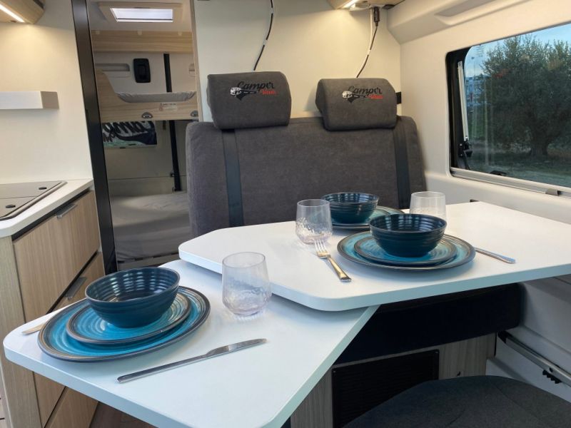 En venta Adria Twin Axess 600 SP family ocasión Blanco 2022 Barcelona foto 6