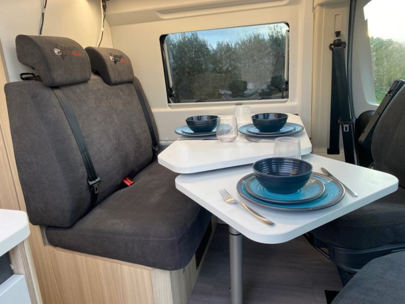 En venta Adria Twin Axess 600 SP family ocasión Blanco 2022 Barcelona foto 7