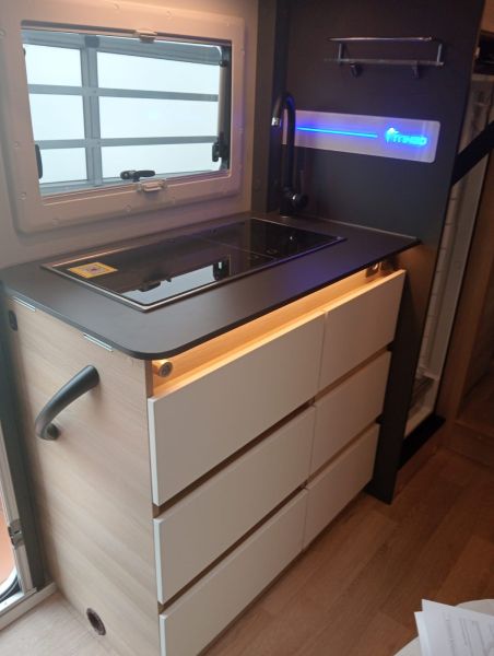 En venta Itineo CJ660 Blanco 2025 Guipúzcoa foto 3