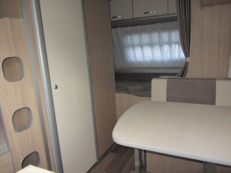 En venta Across Safari 430 CDL ( 750 kg ) Blanco 2026 Sevilla foto 10