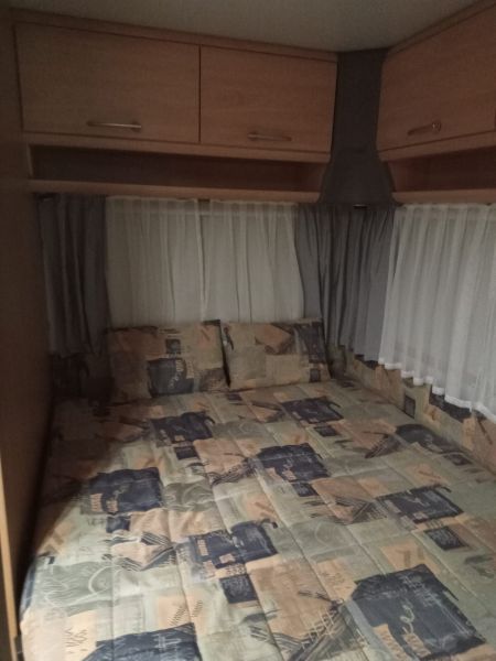 En venta Knaus 500TF Blanco 2000 Barcelona foto 4