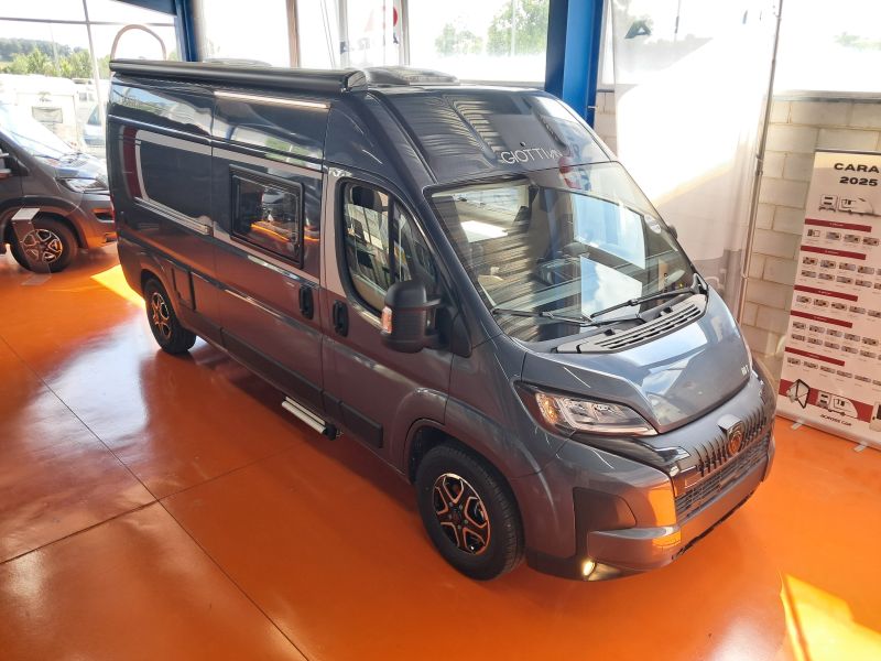 En venta Giotti LineGlobecar Giottiline Giottivan 60T 140 Premiere Edition Privilege Grigio Ferro Metal Gris 2025 Barcelona foto 4