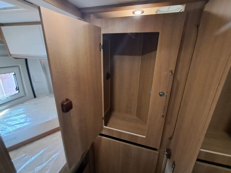 En venta Giotti LineGlobecar Giottiline Giottivan 60T 140 Premiere Edition Privilege Grigio Ferro Metal Gris 2025 Barcelona foto 14