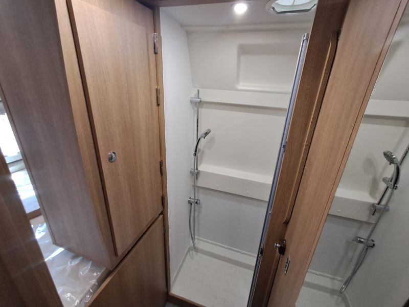 En venta Giotti LineGlobecar Giottiline Giottivan 60T 140 Premiere Edition Privilege Grigio Ferro Metal Gris 2025 Barcelona foto 15