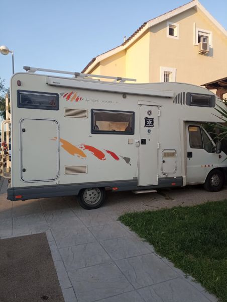 En venta Benimar Anthus 5000LF Blanco 2005 Sevilla foto 4