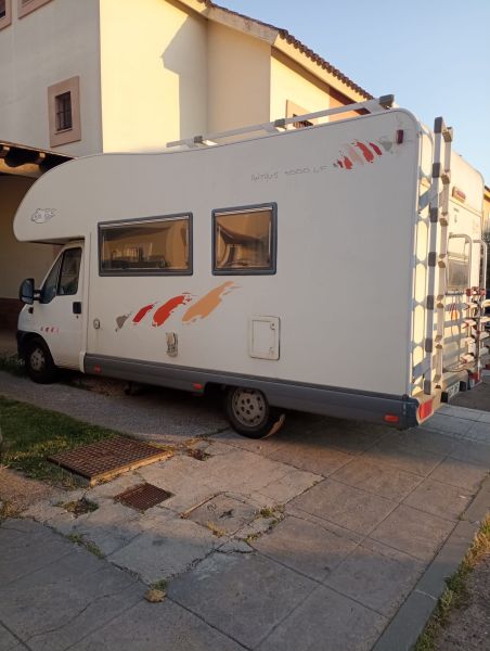 En venta Benimar Anthus 5000LF Blanco 2005 Sevilla foto 5