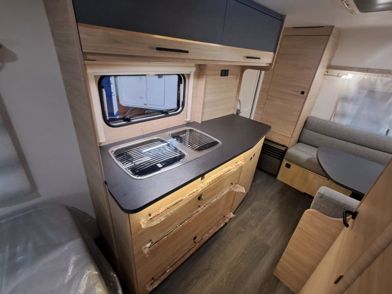 En venta Caravelair  Caravelair Alba STYLE 430 Family Blanco 2025 Barcelona foto 14