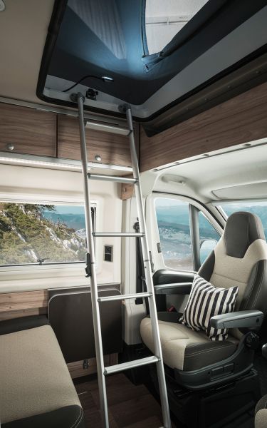 En venta Hymer / Eriba / Hymercar Grand Canyon Blanco 2018 Cantabria foto 10