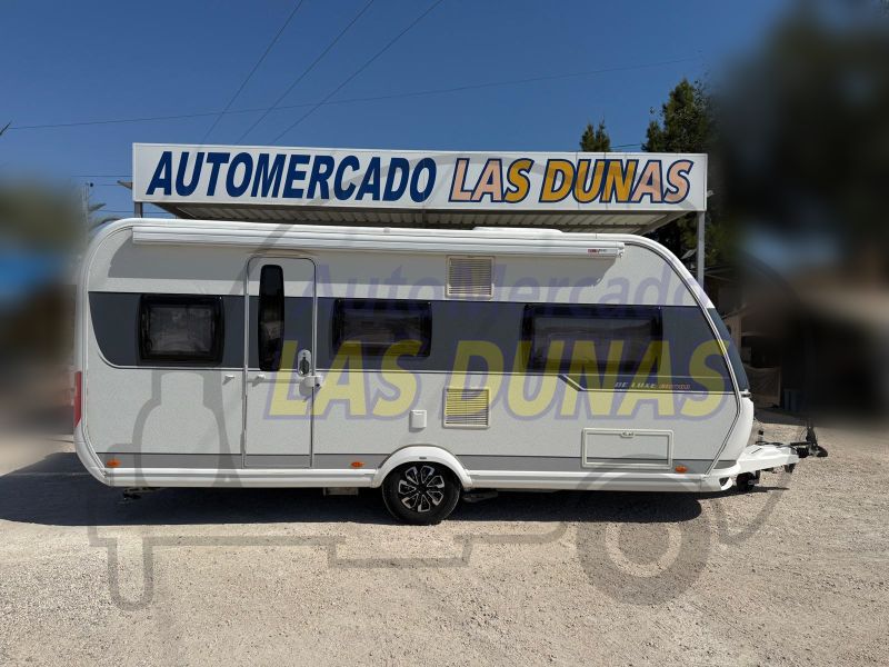 En venta Hobby de luxe Edition 495 Blanco 2017 Alicante foto 3