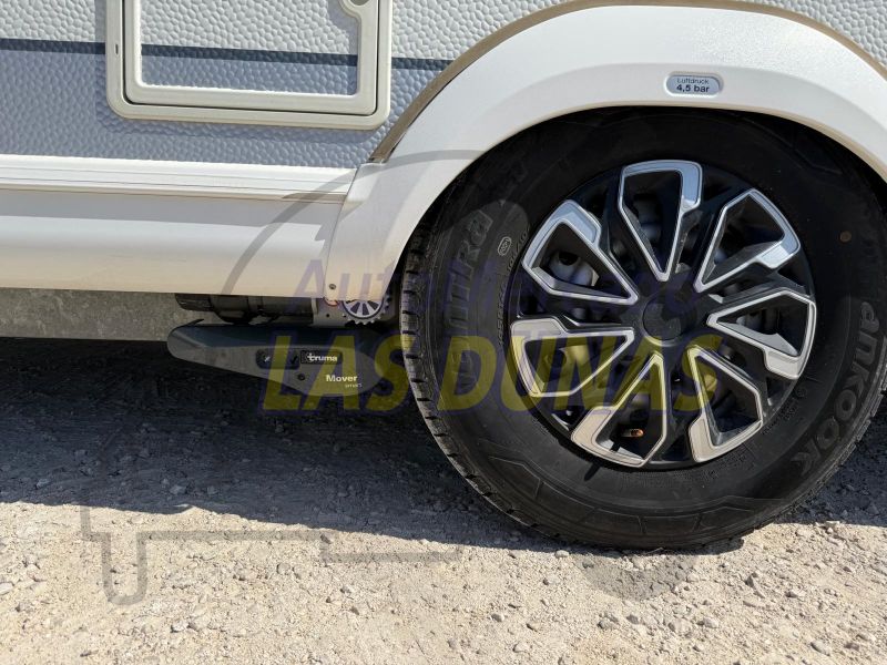 En venta Hobby de luxe Edition 495 Blanco 2017 Alicante foto 5