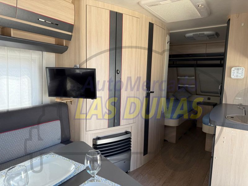 En venta Hobby de luxe Edition 495 Blanco 2017 Alicante foto 10