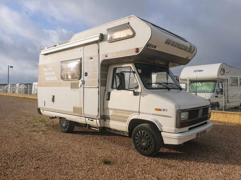 En venta Hymer / Eriba / Hymercar Hymer Camp 51 Blanco 1993 Tarragona foto 2