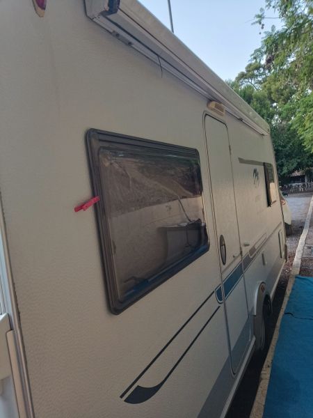 En venta Knaus SPORT 450 FU Blanco 2008 Granada foto 3