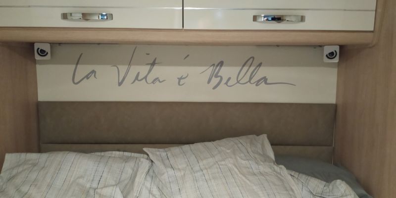 En venta Hobby Vendo PLA Happy 390.  Blanco 2020 Vizcaya foto 5