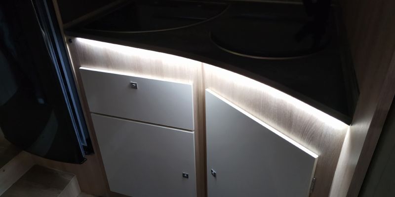 En venta Hobby Vendo PLA Happy 390.  Blanco 2020 Vizcaya foto 6