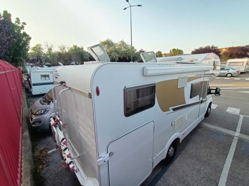 En venta Carthago Se vende autocaravana Blanco 2015 Córdoba foto 6