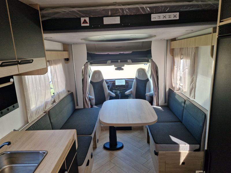 En venta Challenger CHALLENGER 260 GRAPHITE EDITION Gris 2026 Madrid foto 8