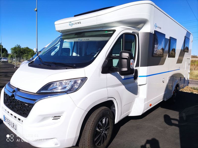 En venta Sun Living S75 SL Blanco 2021 Madrid foto 2