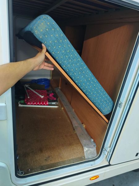 En venta Moncayo 437 Blanco 2005 León foto 6