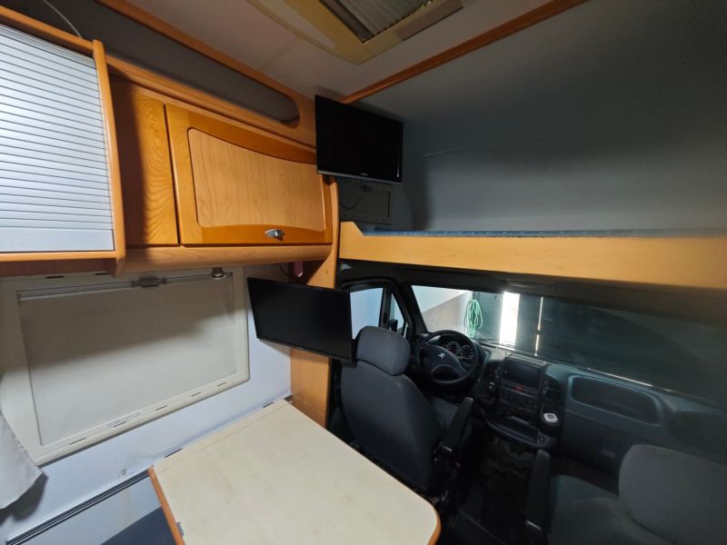 En venta Moncayo 437 Blanco 2005 León foto 9