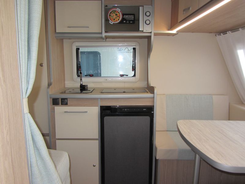 En venta Across 330ds Blanco 2026 Sevilla foto 6