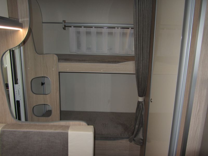 En venta Across Safari 432 CDL 750 kg 2026 Blanco 2026 Sevilla foto 8