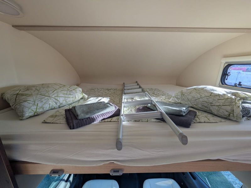 En venta Ford McLouis Glamys 222 *OFERTA FEBRERO* Blanco 2023 Málaga foto 7