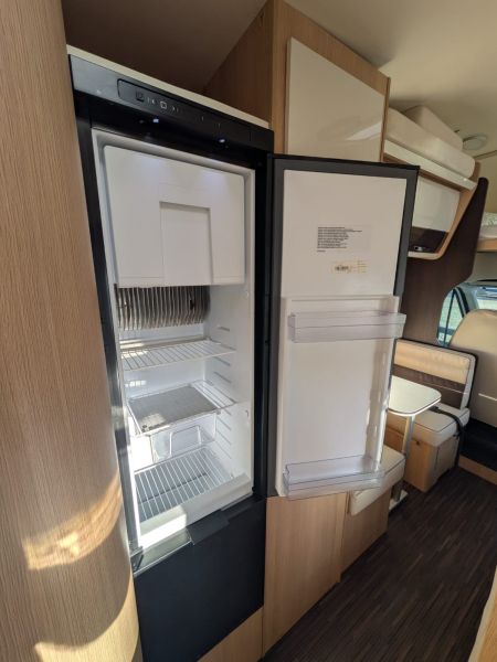 En venta Ford McLouis Glamys 222 *OFERTA FEBRERO* Blanco 2023 Málaga foto 9