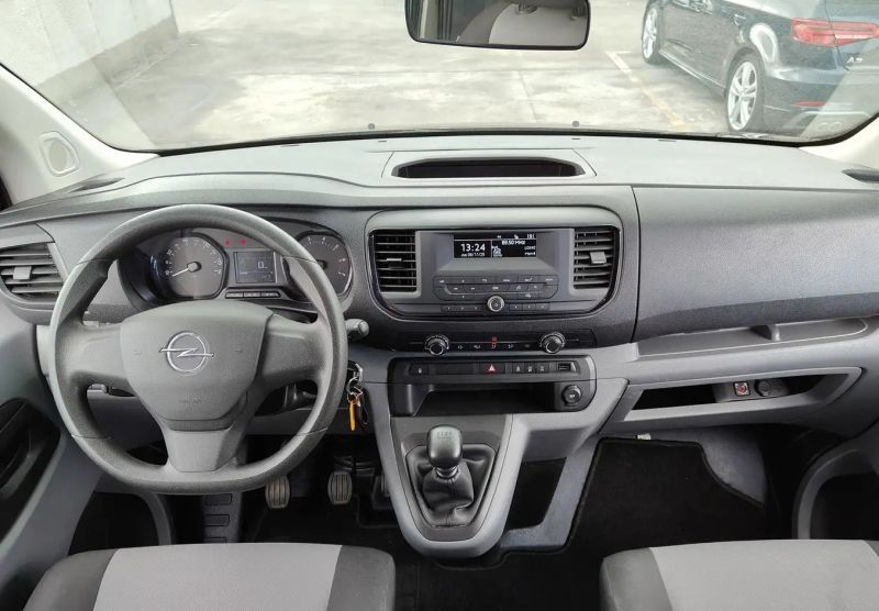 En venta Opel Vivaro Gris 2020 Vizcaya foto 9